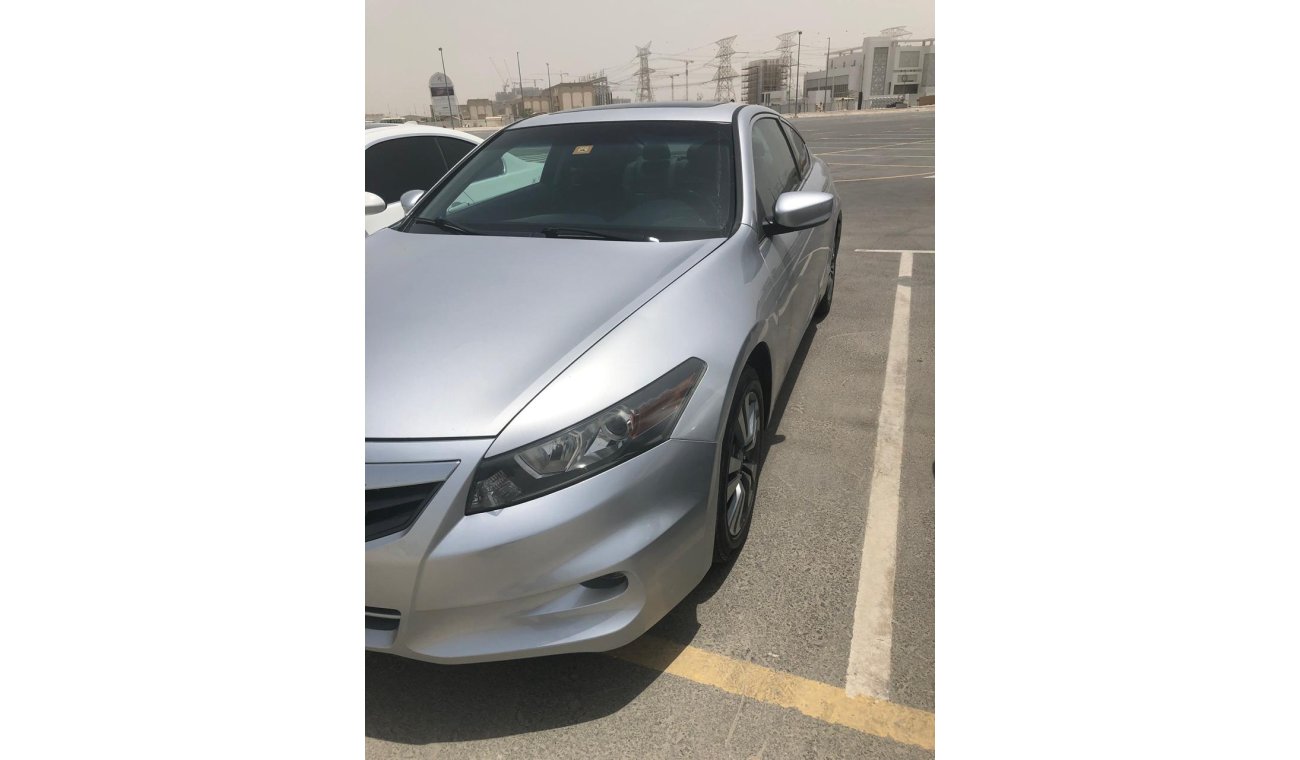 Honda Accord Coupe - 2012 - Sports - Full Option