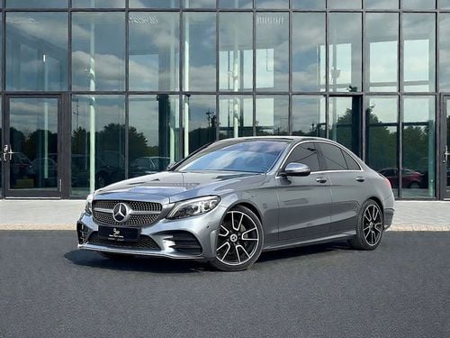 مرسيدس بنز C 200 1,360 PM | |C200 | | GCC | FREE ACCIDENT | FULL SERVICE HISTORY