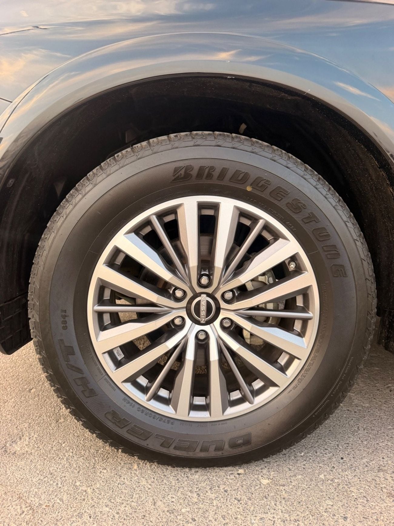 Nissan Armada SL full option Sunroof, 360 cameras 2022