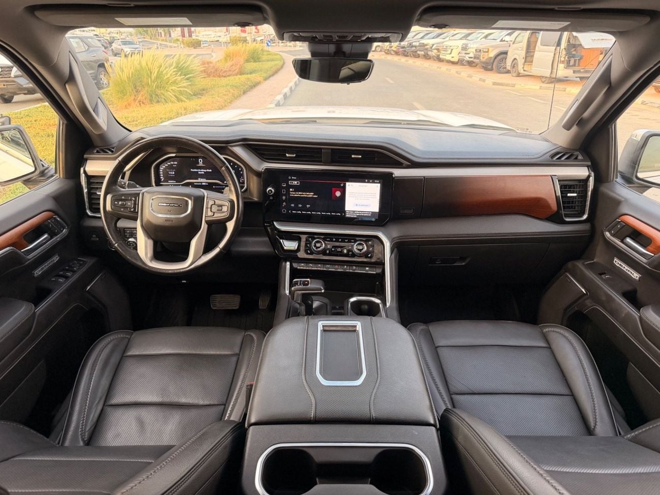 جي أم سي سييرا Full option sunroof, 360 cameras, leather electric seats 2022