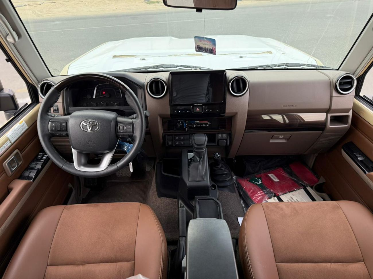 تويوتا لاند كروزر 70 LX 2.8L