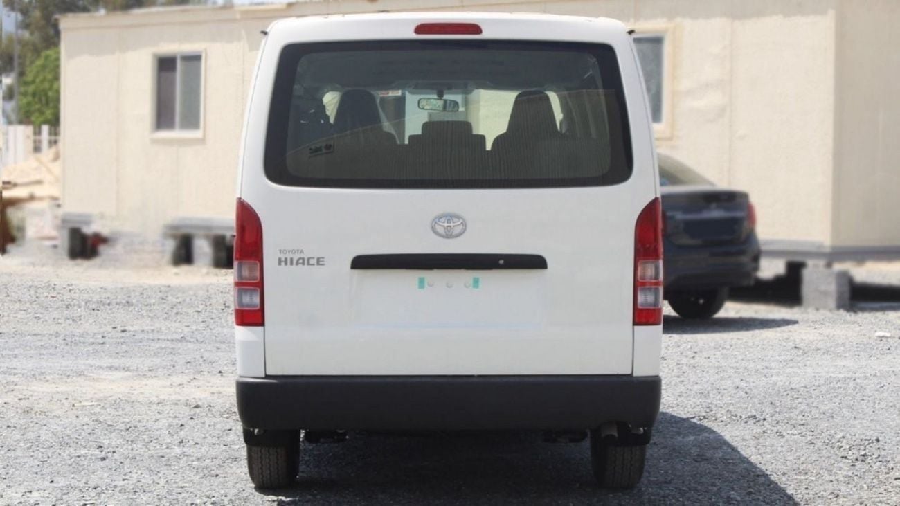 Toyota Hiace GL TOYOTA HIACE 2.5L BUS 15-SEATS A/C