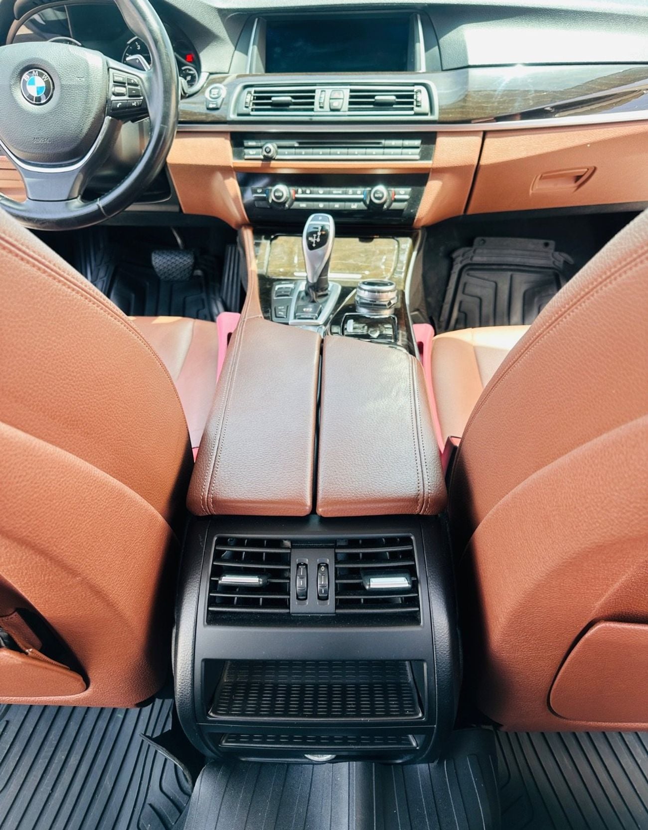 بي أم دبليو 528i