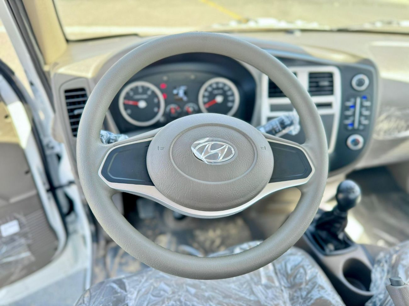 هيونداي H 100 هيونداي H100 2025 2.5 لتر ديزل