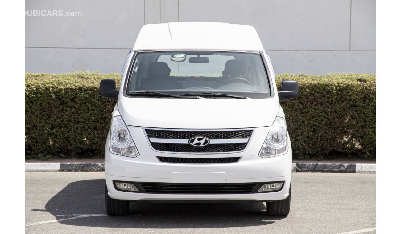 Hyundai H-1 WITH WHEELCHAIR LIFT INSTALLED - 2012 - CAR REF #3253