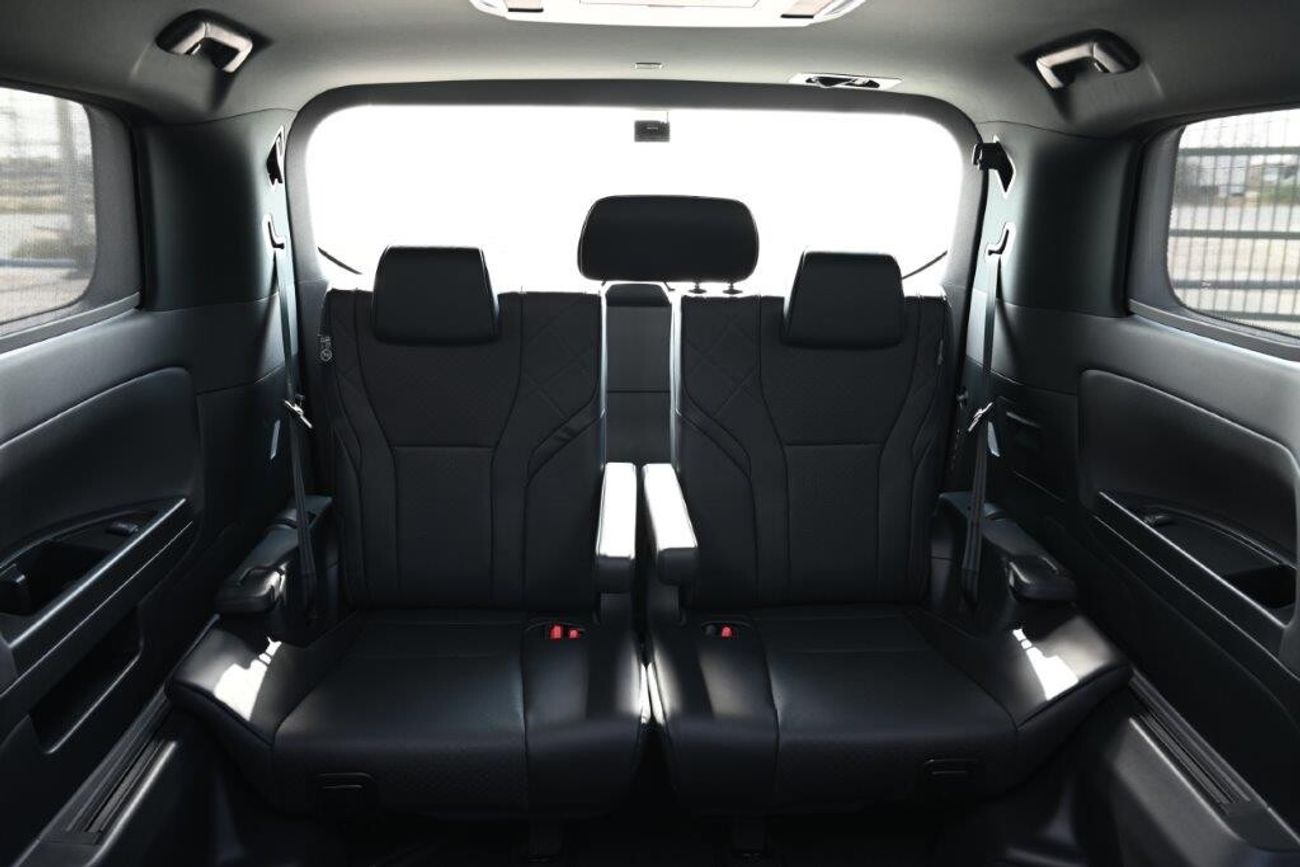 Toyota Alphard Hybrid Executive Lounge