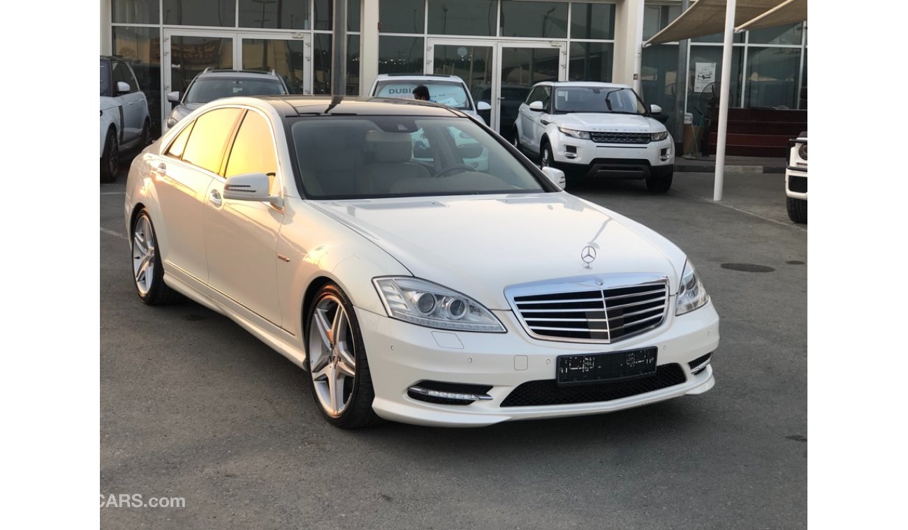 مرسيدس بنز S 350 موديل 2011 خليجي كت 63 فل مواصفات كراسي جلد ومثبت سرعه وتحكم كهربي كامل ونظام صوت ممتاز وبانوراما