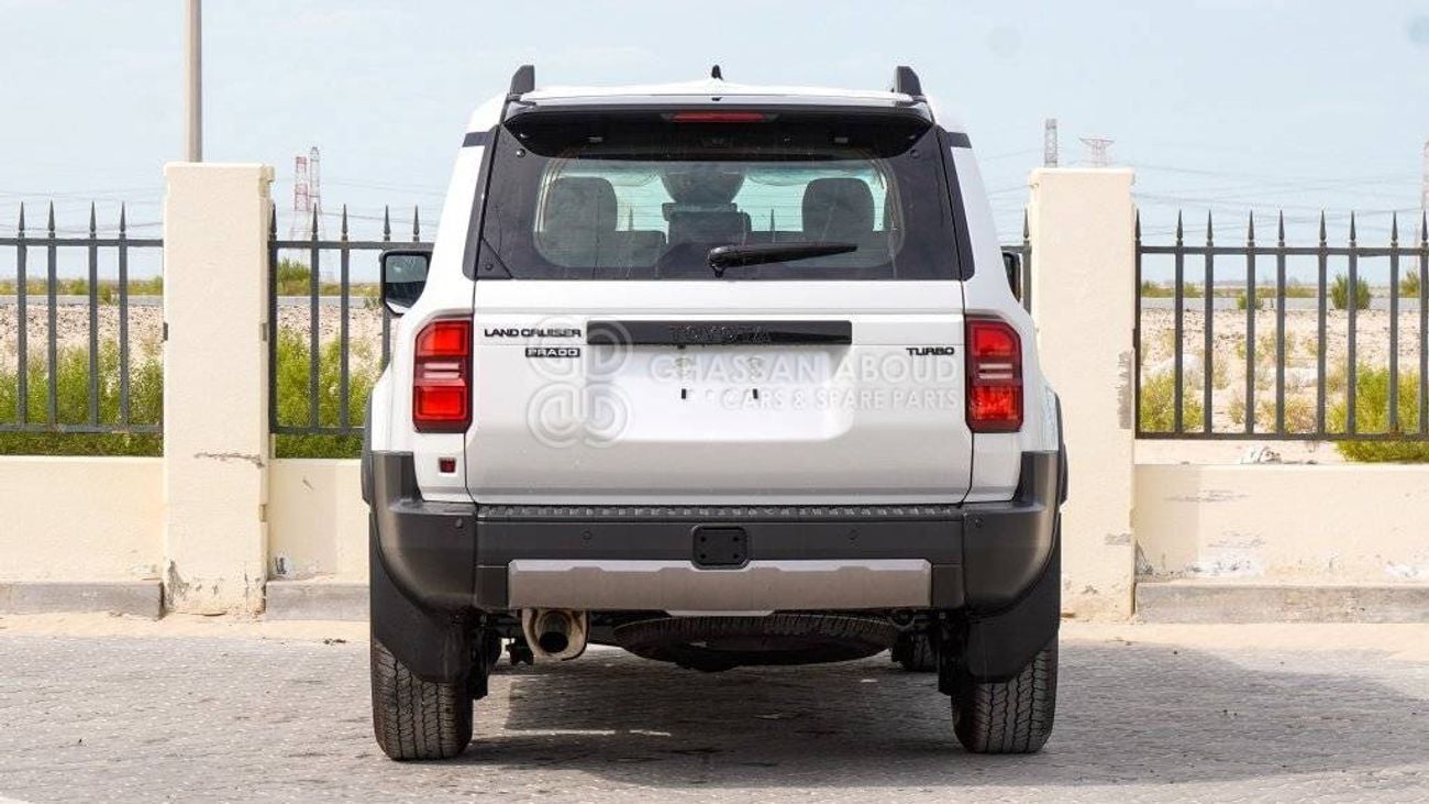 تويوتا برادو Adventure Mono Tone 2.4T