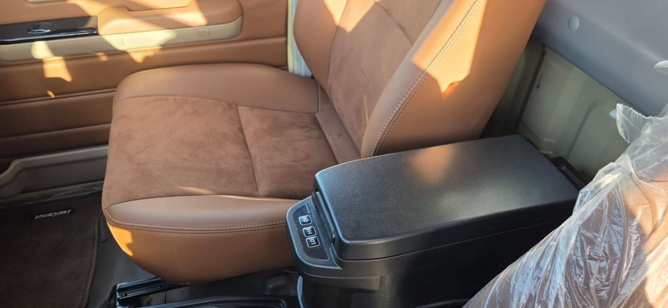Toyota Land Cruiser Pick Up 4.0 PETROL AUTO GEAR
