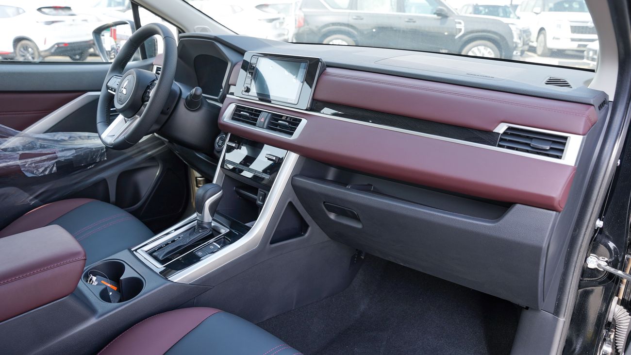 Mitsubishi Xpander Cross