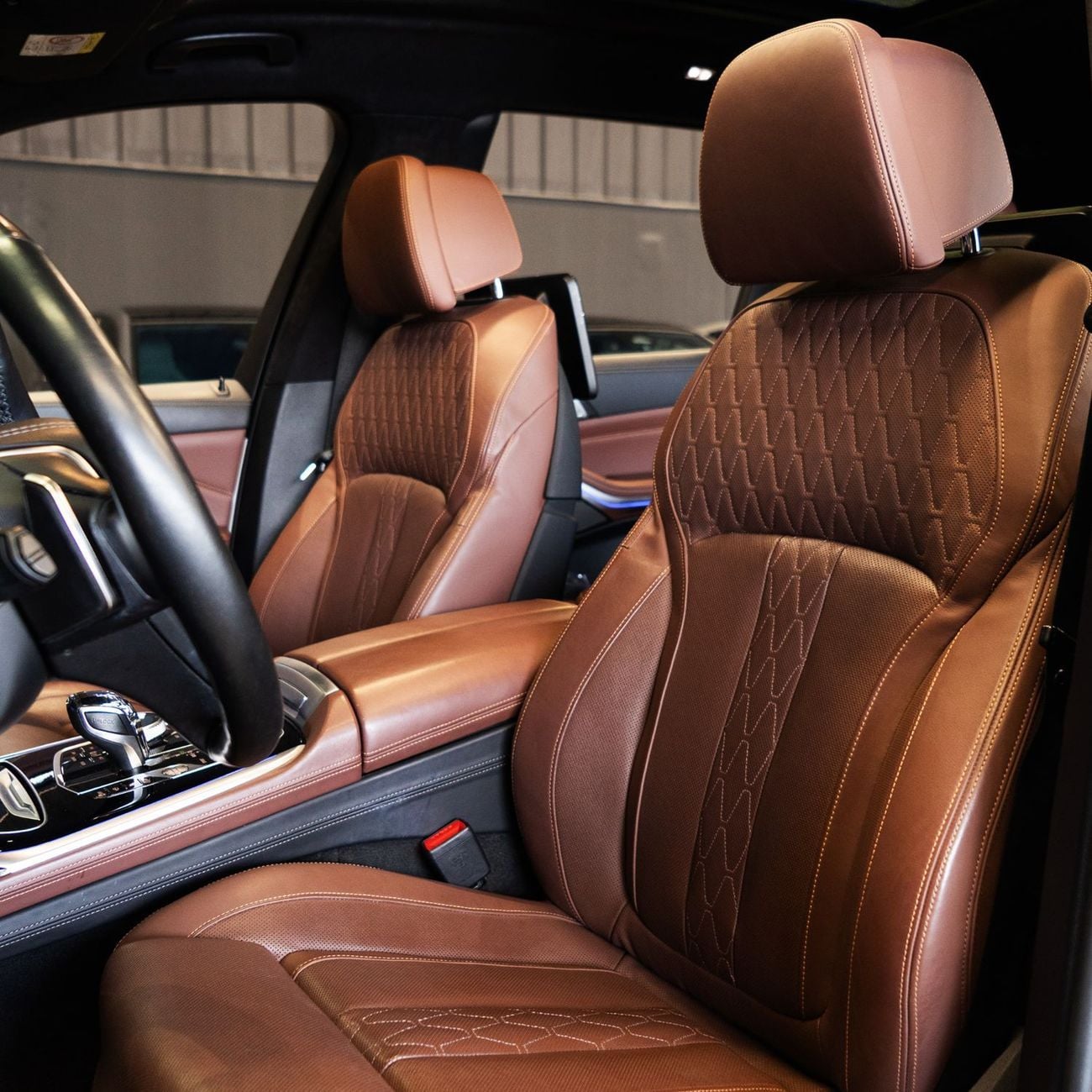 BMW X7 XDrive40i 3.0L AED 2,969 pm • 0% Downpayment • BMW X7 xDrive40i • 1 Year Warranty