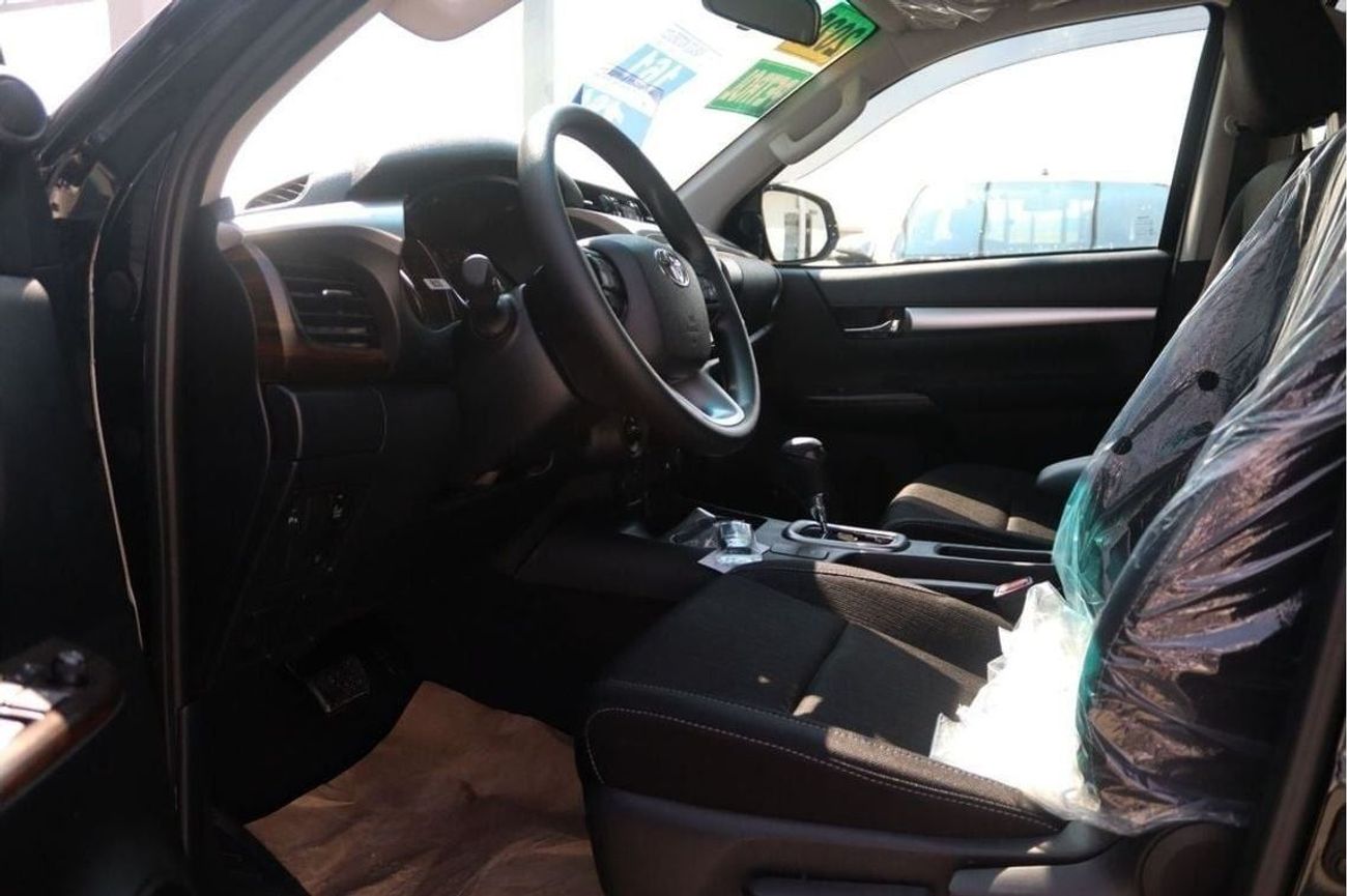 Toyota Hilux 2025 TOYOTA HILUX 4.0 V6 PETROL TRD LINE **EXPORT ONLY**التصدير فقط خارج الخليج**