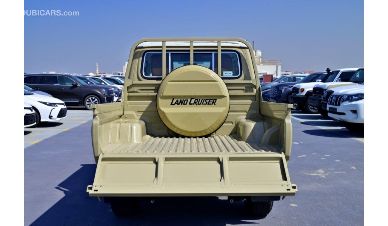 تويوتا لاند كروزر بيك آب 79 DOUBLE CAB LX-Z 2.8L Automatic