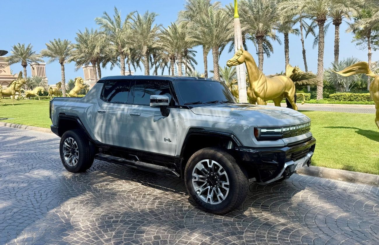 جي أم سي همر EV