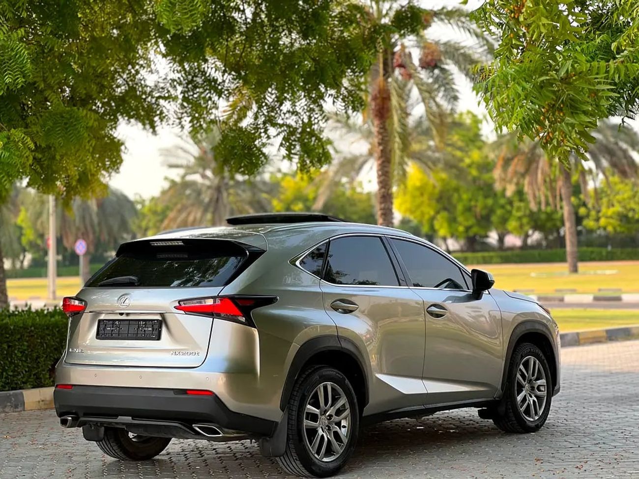 Lexus NX200t NX 200t GCC Specs | Pristine Condition