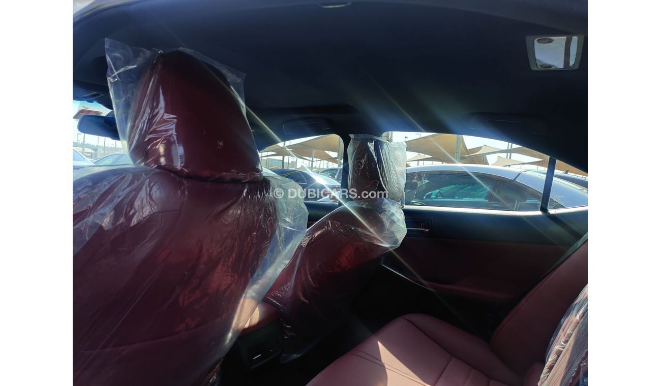 Lexus IS350 F sport GCC specs full options