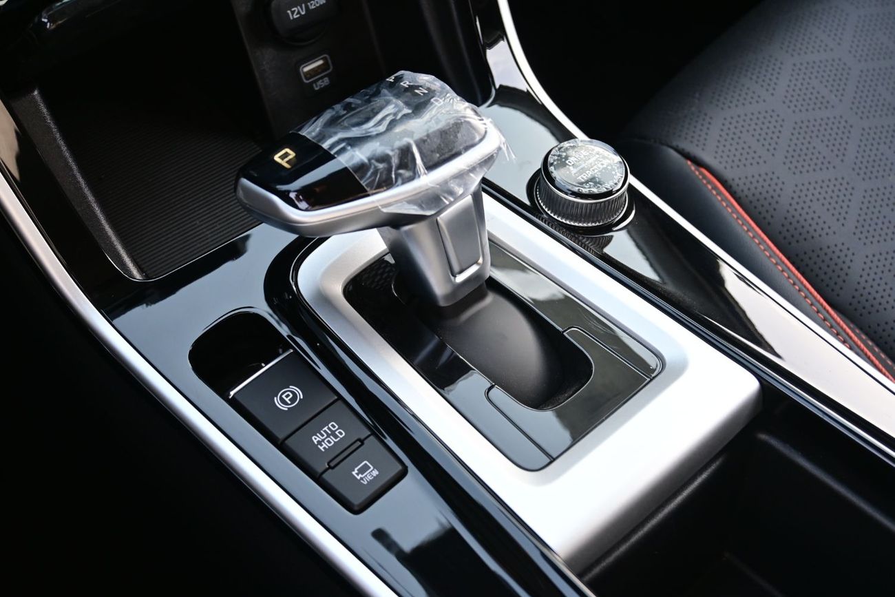 Kia Seltos Kia Seltos 1.5L Petrol, Color White, Model 2025