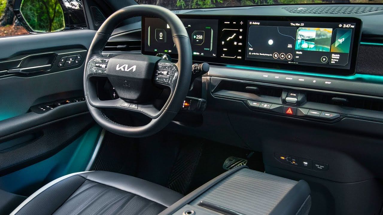 كيا EV9 interior - Cockpit