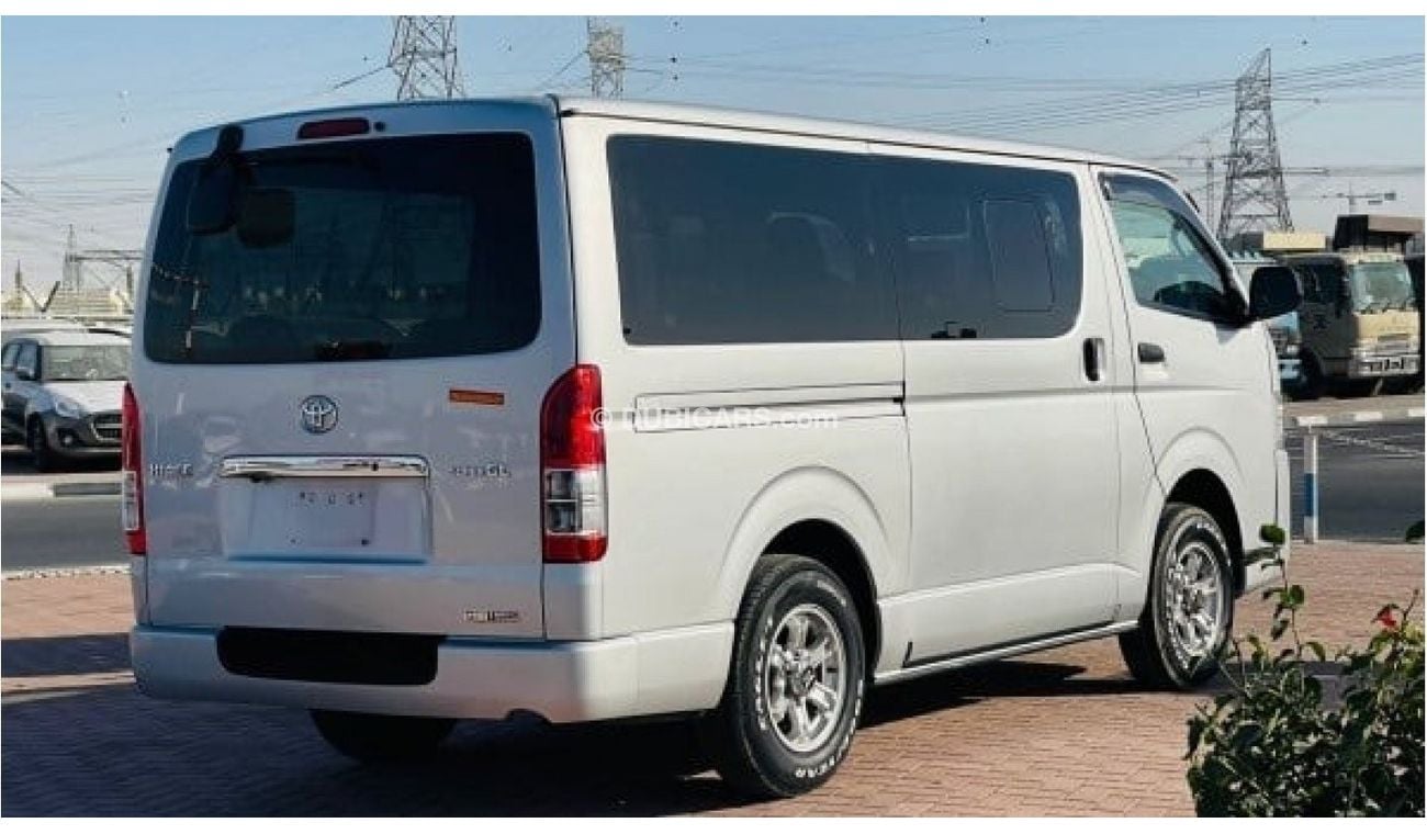 Toyota Hiace 2015  | AT | Diesel | 4WD | KDH206 | 3.0L | Silver | CLEAN VAN DX TYPE