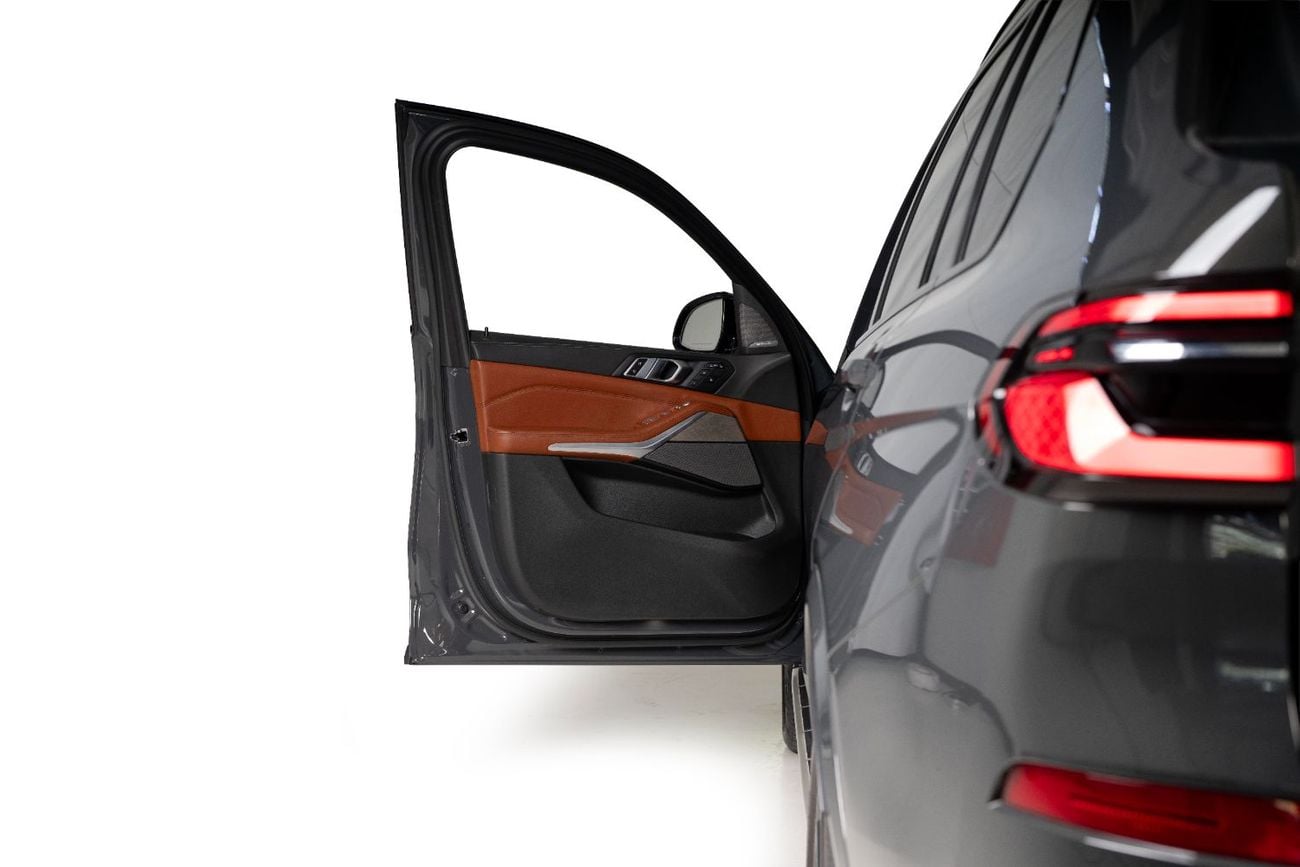 بي أم دبليو X7 40i M Sport Premium 3.0L