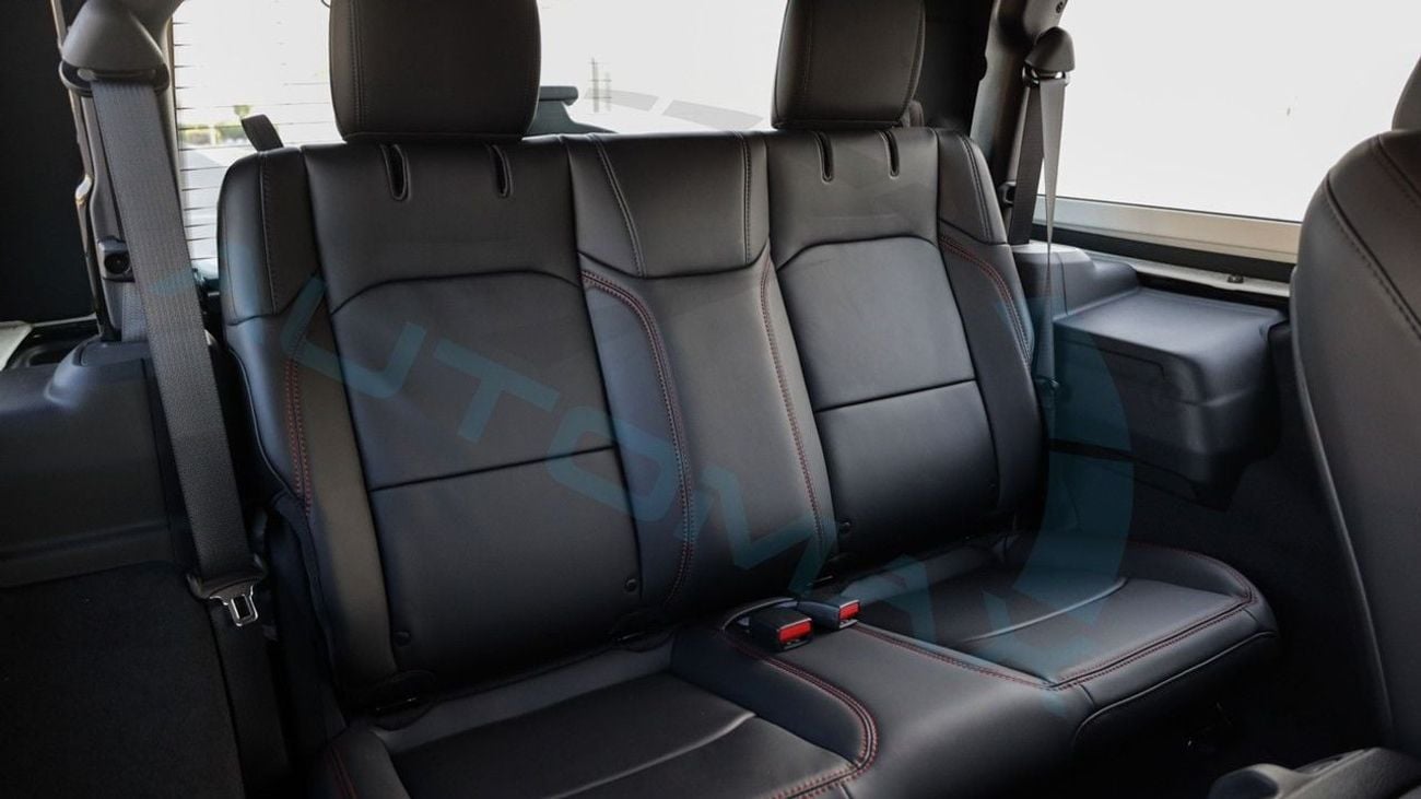 Jeep Wrangler Rubicon 2.0L Turbo 4x4 2025 GCC 0Km With 5Y Or 120K km Warranty & 3Y Service @Official Dealer