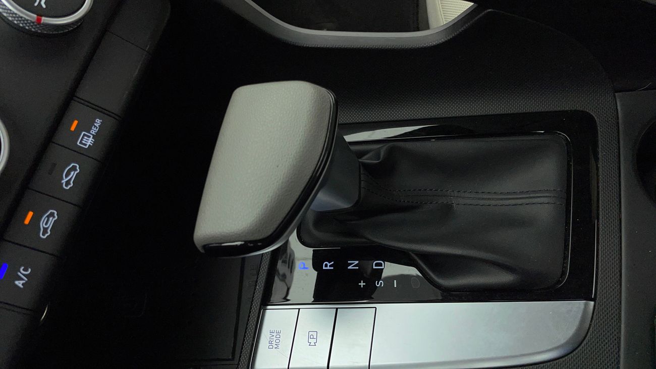 Hyundai Elantra SMART 1.6 | Zero Down Payment | Home Test Drive