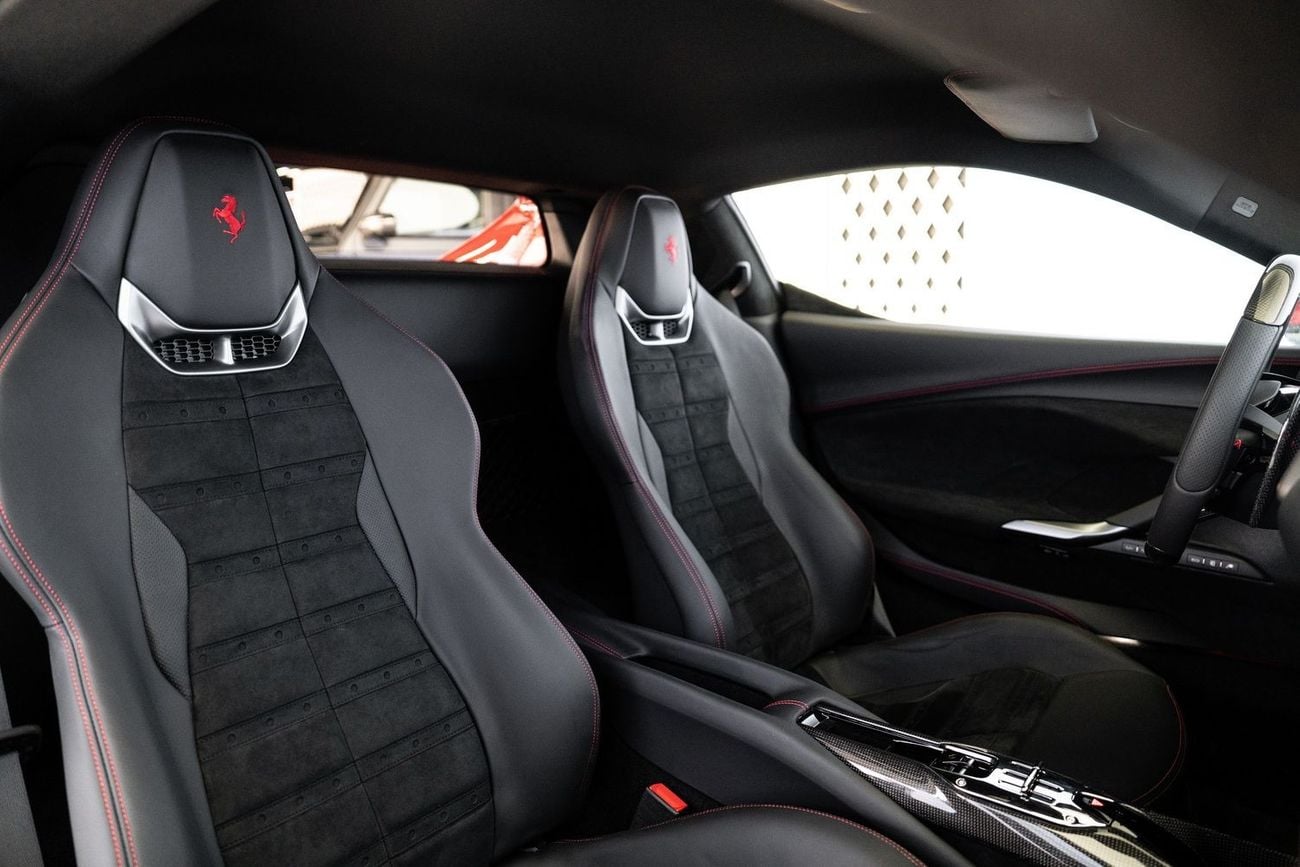 فيراري 296 GTB 3.0T V6 PHEV