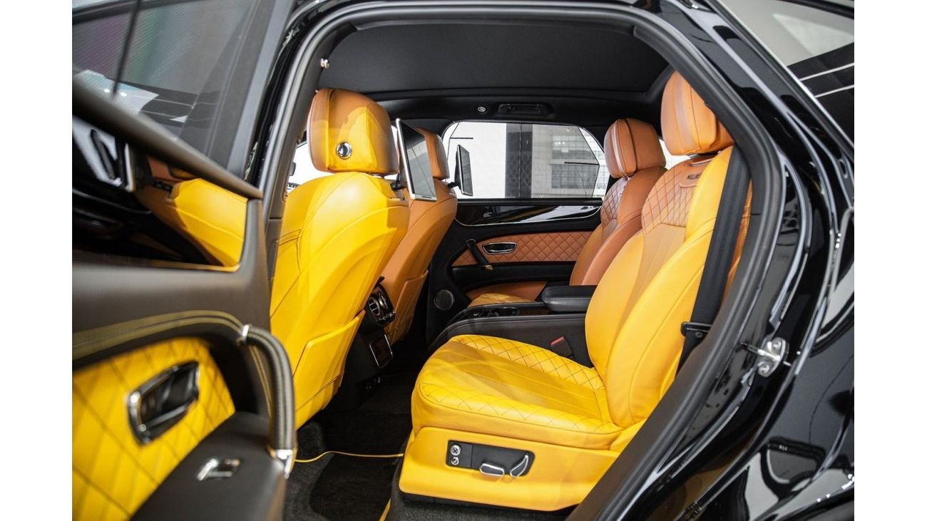 بنتلي بينتايجا سيجناتشر