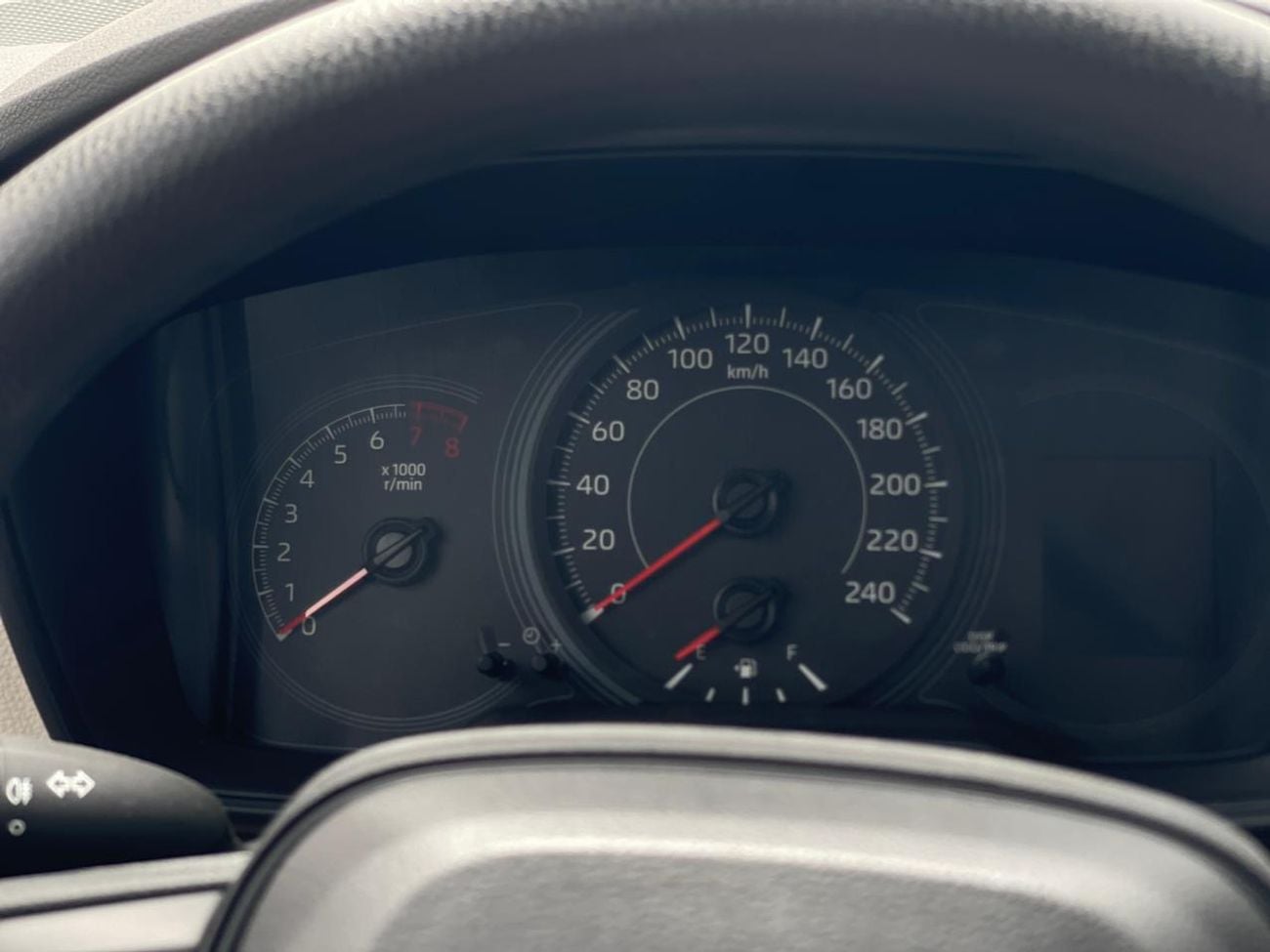 تويوتا كورولا XLI 2.0L STD FWD