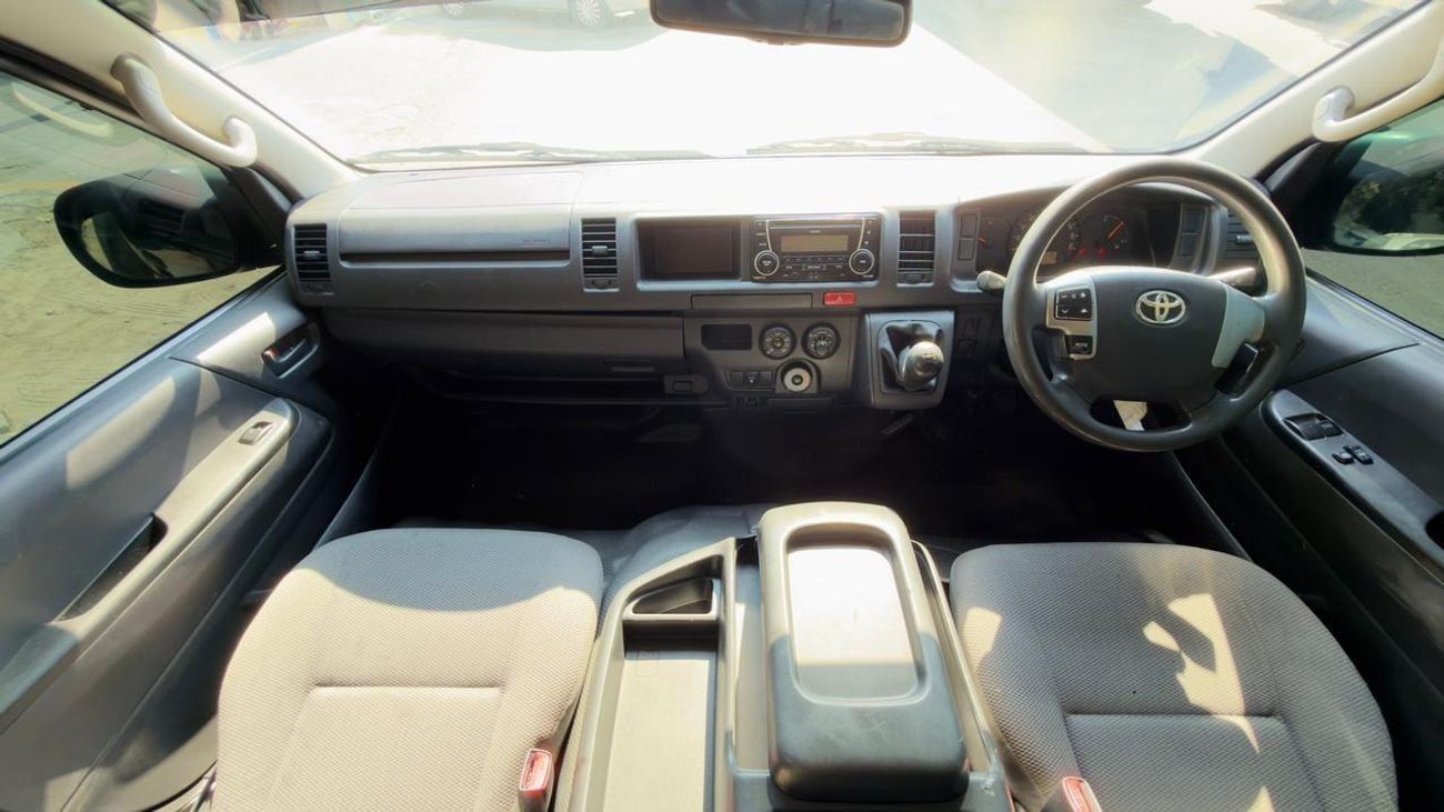 Toyota Hiace 14 SEATER | 2014 | 3.0 DIESEL ENGINE | 2WD | MANUAL TRANSMISSION | RHD | POWER WINDOW