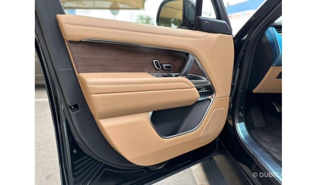 لاند روفر رينج روفر SE GCC SPEC UNDER WARRANTY AND SERVICE CONTRACT