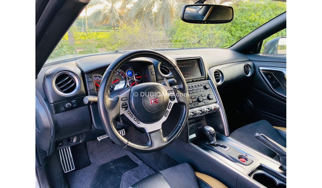 نيسان جي تي ار نيسان GT-R 2009 وارد أمريكا ألفا 7 بحاله ممتازه كلين تايتل  صبغة وكاله بحاله ممتازه