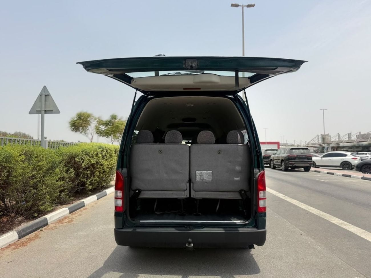 تويوتا هاياس 3.0 Diesel Engine - MT - 2WD