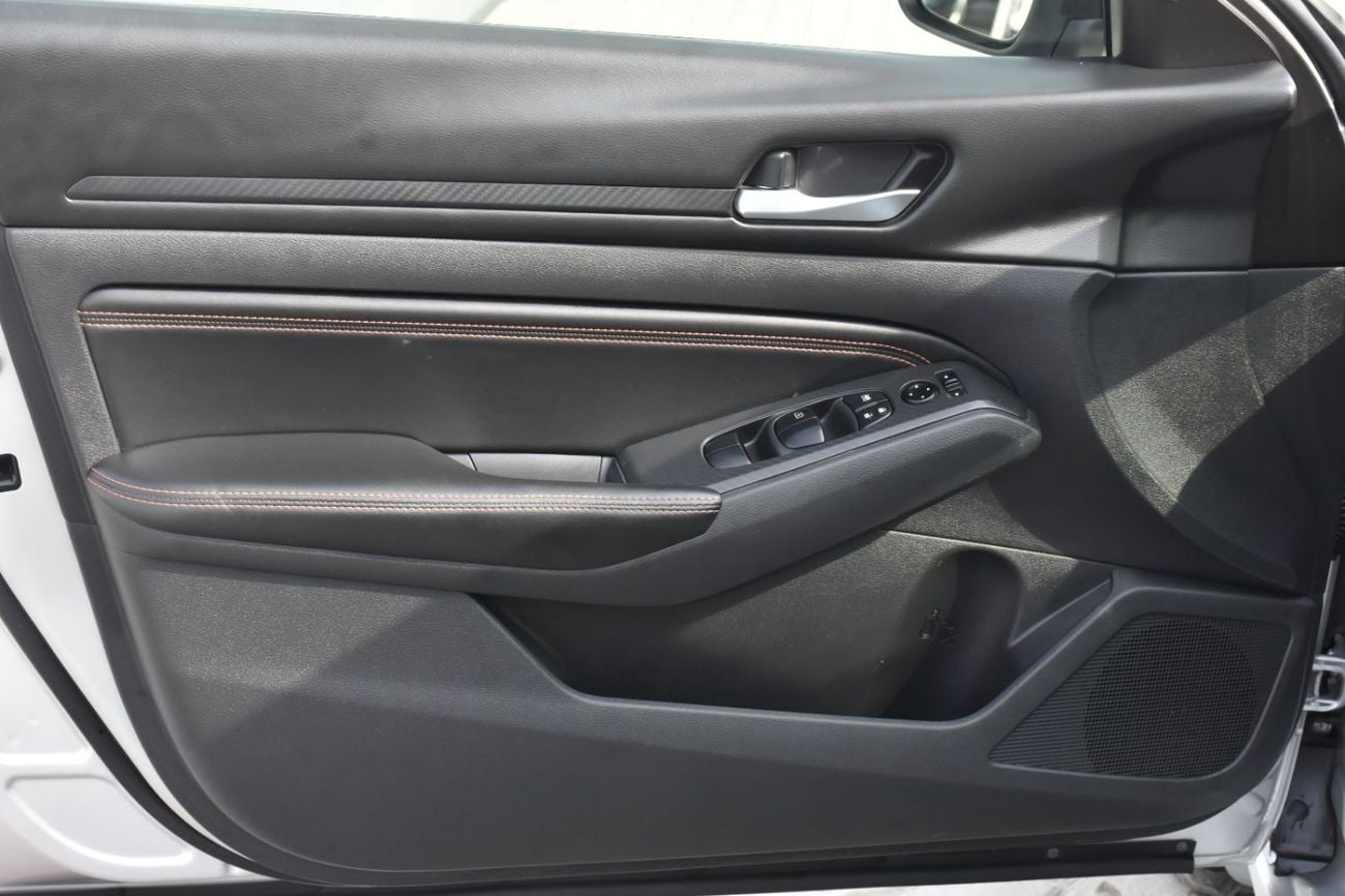 Nissan Altima SV Turbo 2.0L