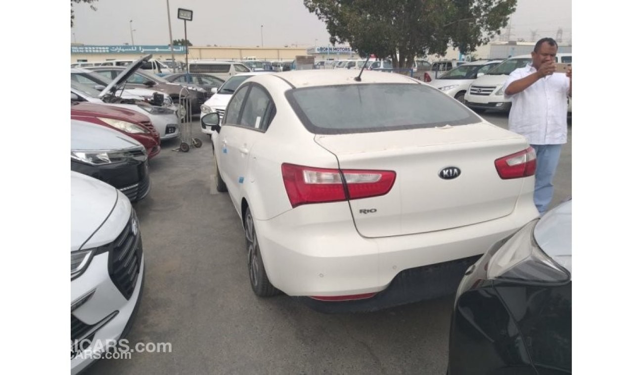 Kia Rio 1.4 with sun roof