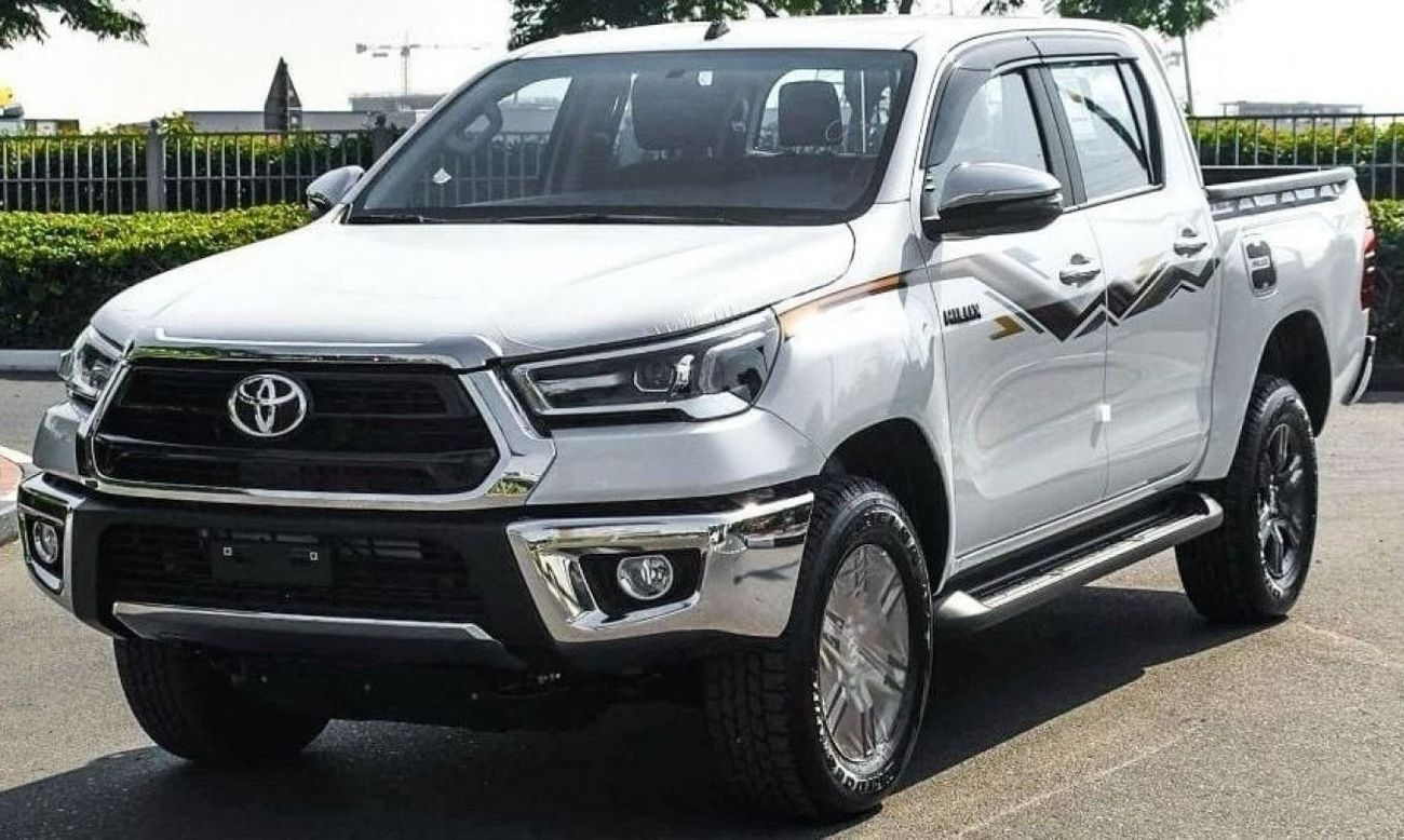 Toyota Hilux TOYOTA HILUX 2.7L PETROL AT FULL 2025 MODEL GCC