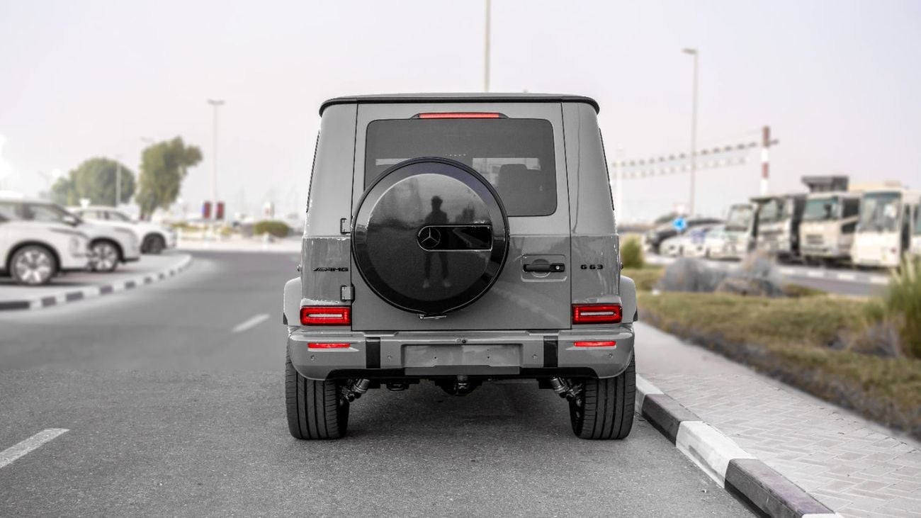 Mercedes Benz G 63 AMG 4X4² G-Class 2027 Mercedes-Benz AMG G 63 4.0L AT Petrol (Carbon In & Out) (Gray-Red)