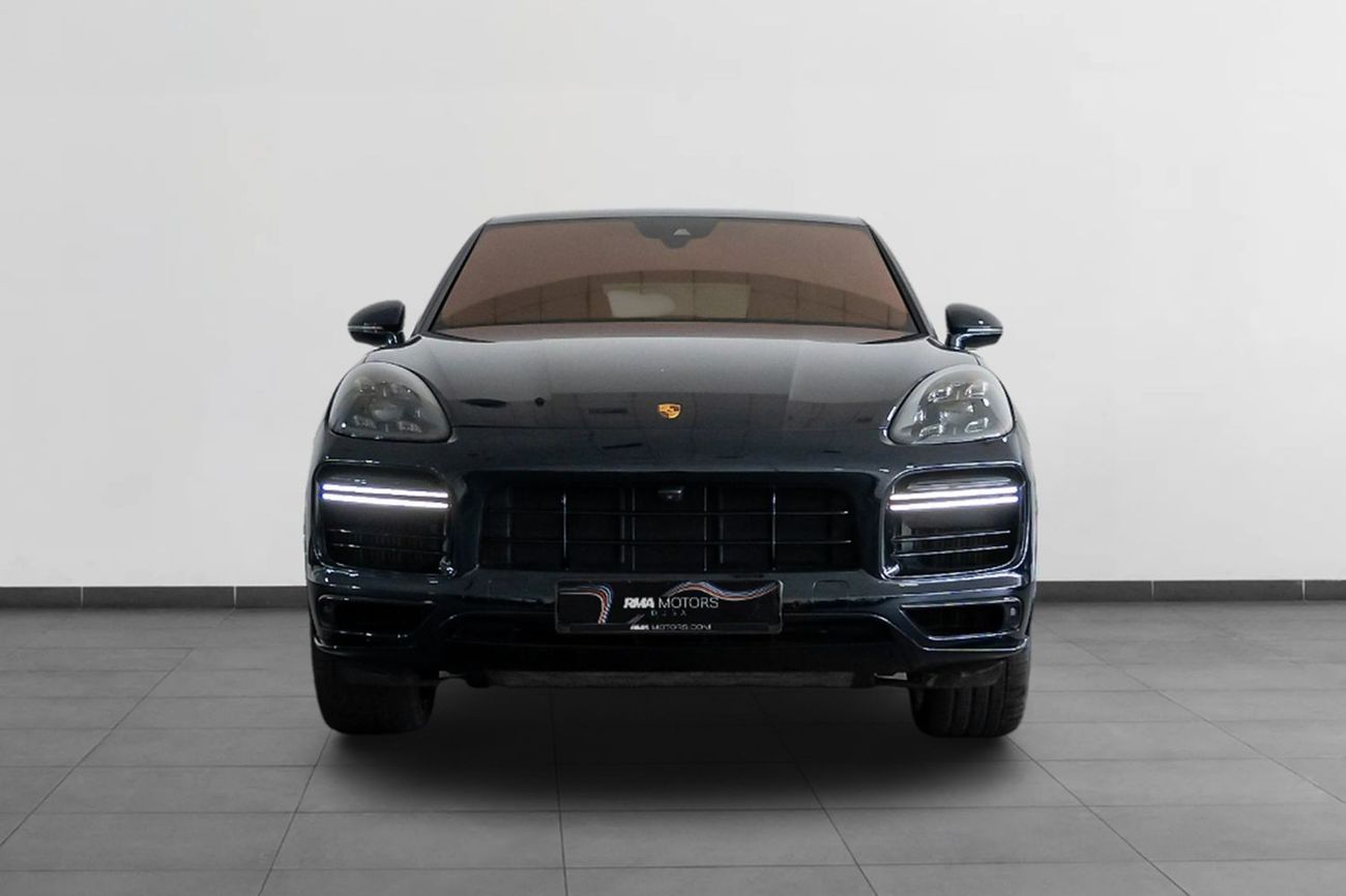 Porsche Cayenne 2020 Porsche Cayenne Coupe Turbo S E Hybrid / Porsche Warranty