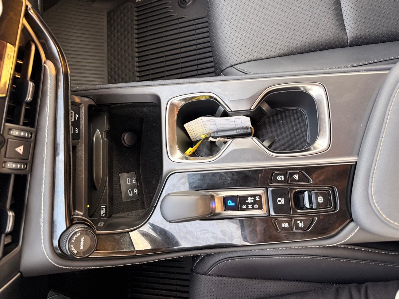 لكزس NX350 Premier 2.4L