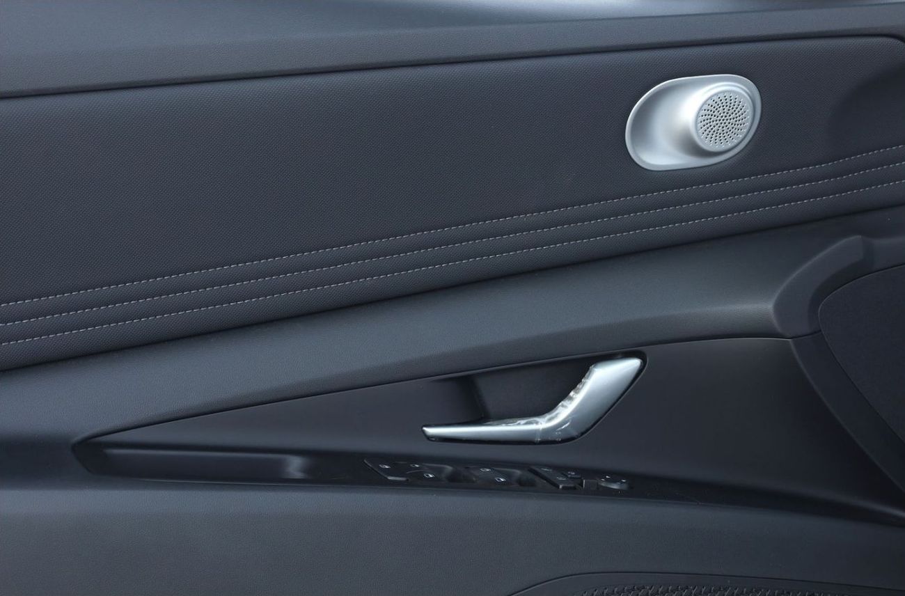 Hyundai Elantra Hyundai Elantra 1.5L CVT Elite Edition GLX