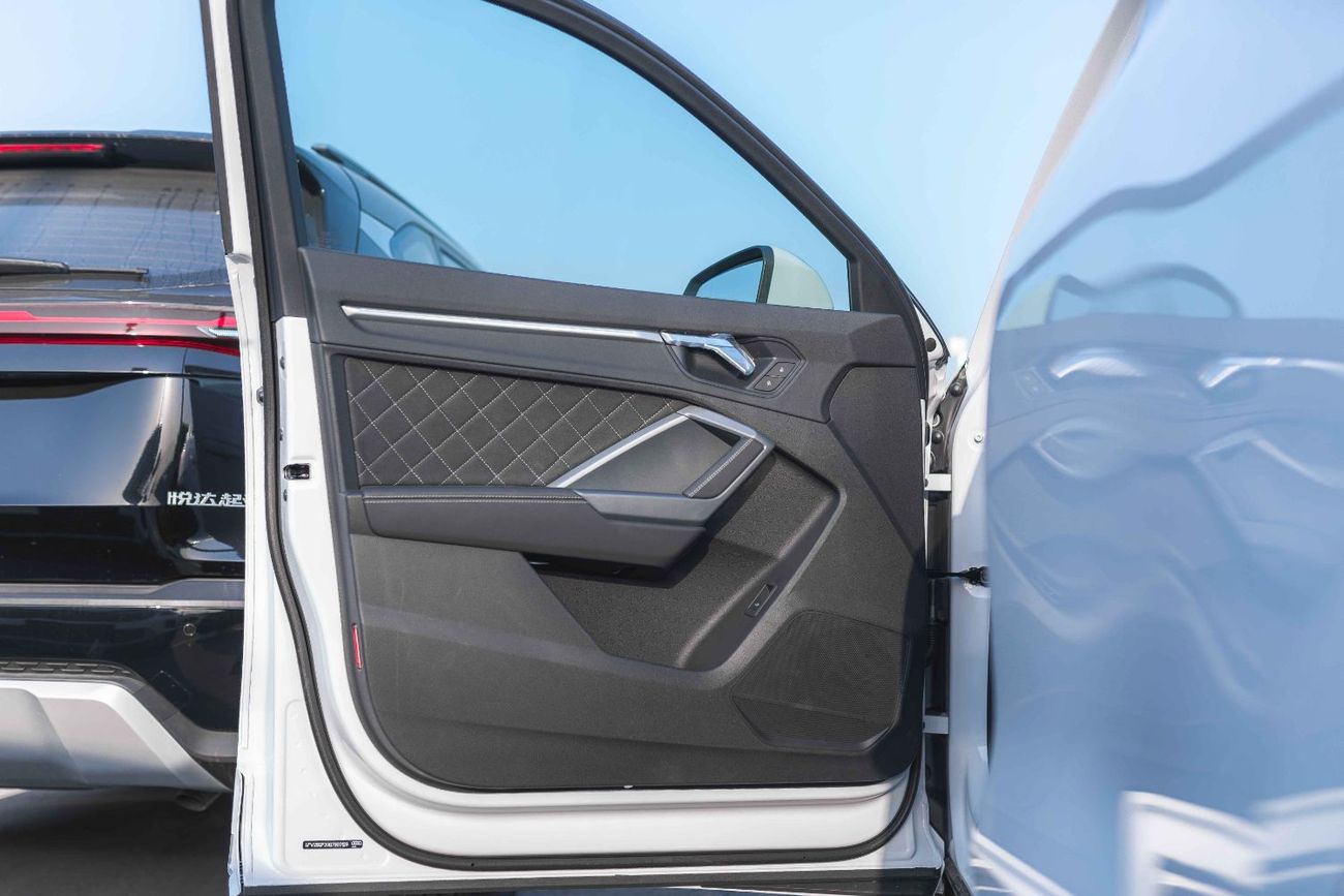 أودي Q3 Audi Q3 TFSI 35 S Line 1.5 Turbo White