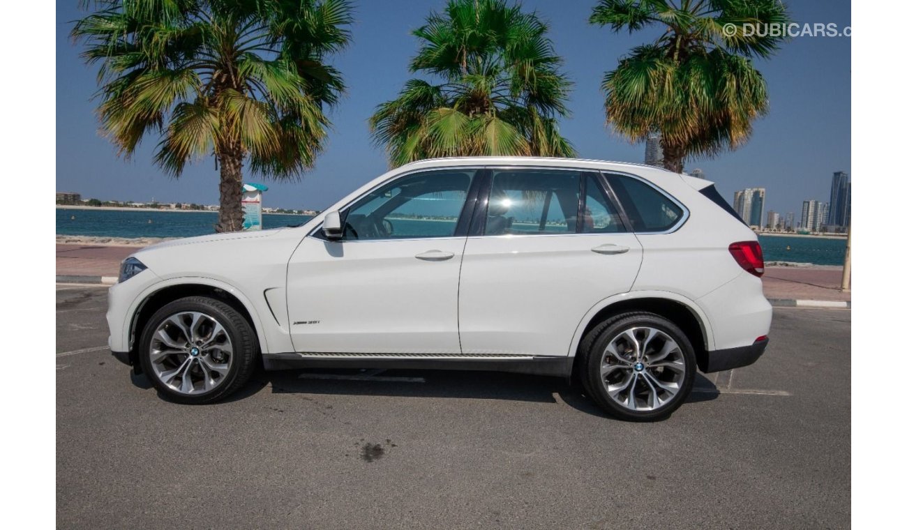 BMW X5 BMW X5 GCC 7 Seater White Full Options ,Accident Free,TwinPower Turbo inline 6-cylinder engine