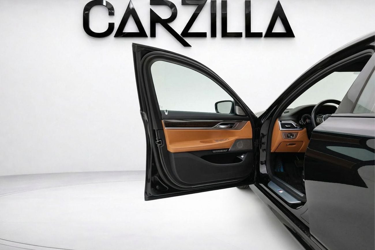 بي أم دبليو 750Li GRANDE Luxury 4.4L (443 HP)