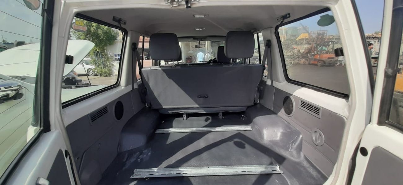 Toyota Land Cruiser 70 DIESEL  4.5L RIGHT HAND DRIVE