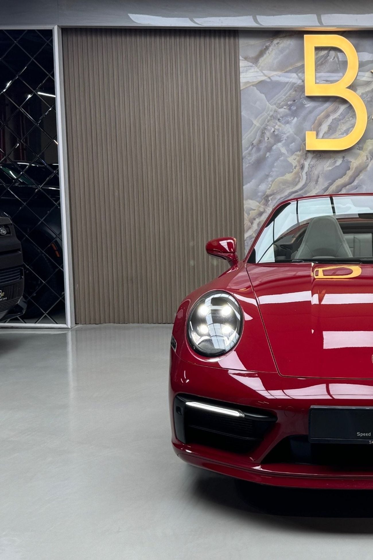 Porsche 911 Carrera 4 3.0L (475 HP) Convertible