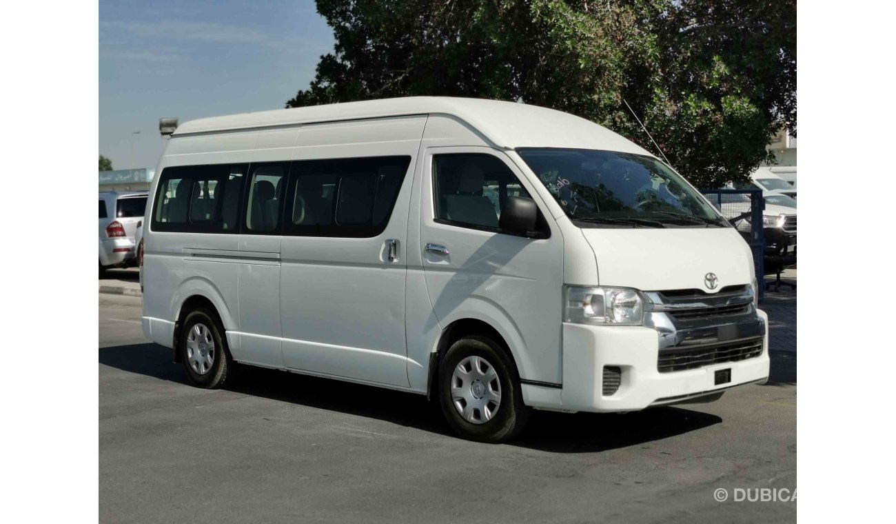 Toyota Hiace 2.7L 4CY Petrol, 15" Tyre, Manual Gear Box, Roof Speaker, Fabric Seat, Xenon Headlights (LOT # 9557)