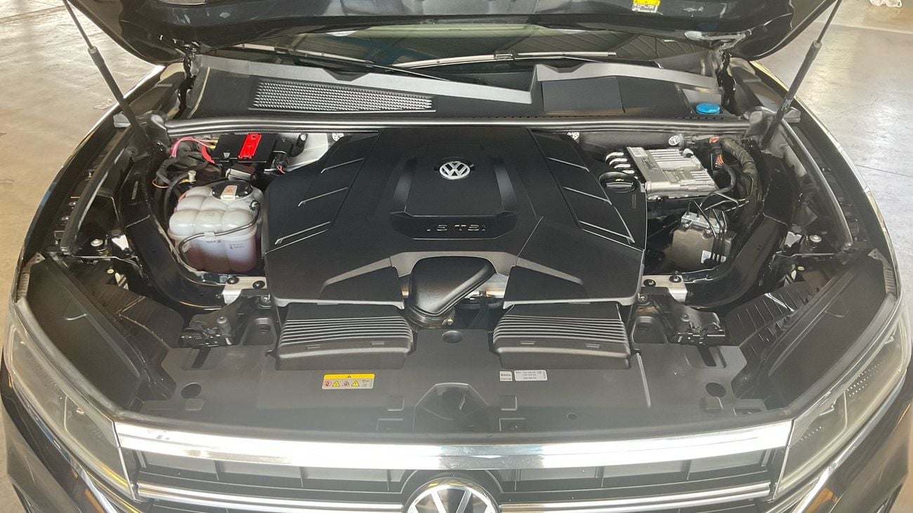 Volkswagen Touareg ATMOSPHERE HIGHLINE | Guaranteed Warranty | 0 Down Payment