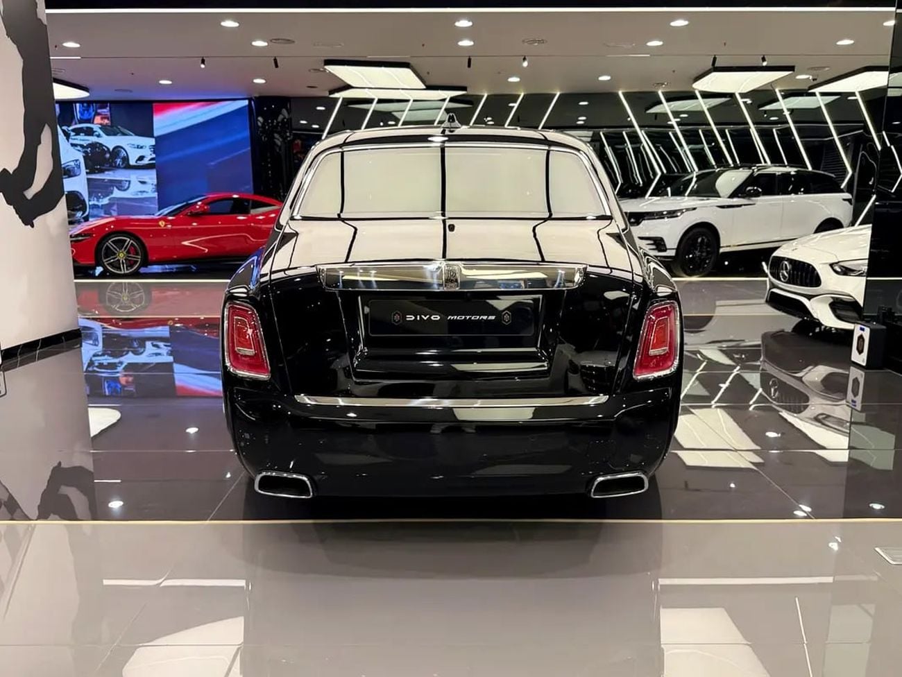 Rolls-Royce Phantom EWB GCC BRAND