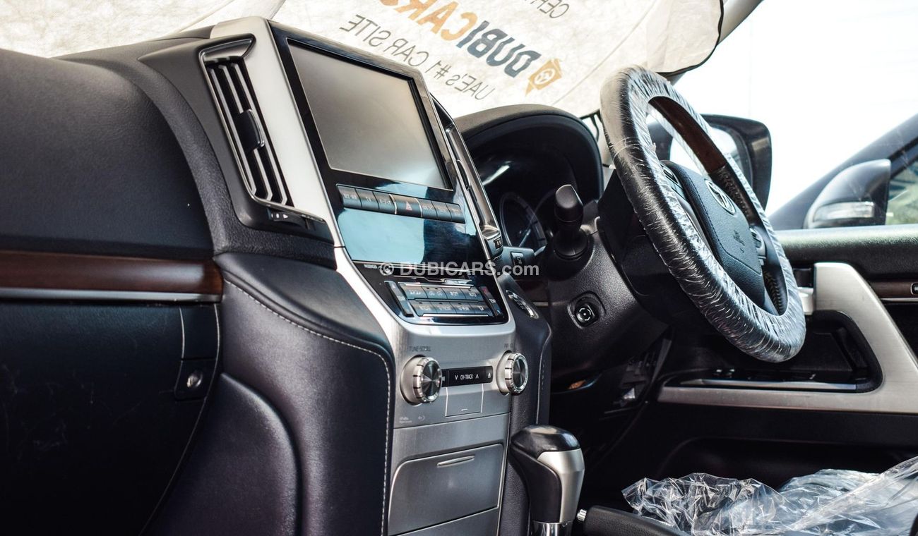 Toyota Land Cruiser SAHARA V8