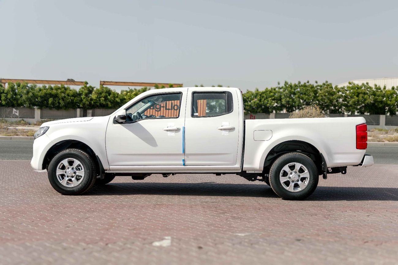 جريت وول وينغل 2026 Greatwall Wingle 7 4X2 Standard 2.4L - Manual - Titanium White Inside Black | Export Price